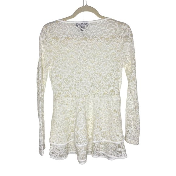 A Pea in the Pod White Tiered Lace Long Sleeve Top Medium Maternity Blouse - Picture 4 of 10